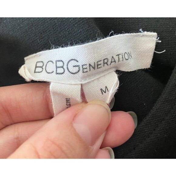 BCBGeneration Women’s Shirt Top Exposed Back Zipper Crop Top Size M Black - Picture 8 of 8